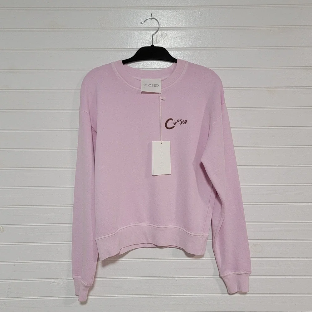 NWT Closed Pink Embroidered Logo Crew Neck Sweatshirt Size Small Oyster